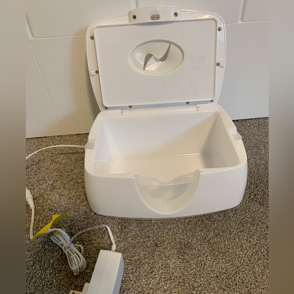 Munchkin wipe warmer - Picture 2 of 3